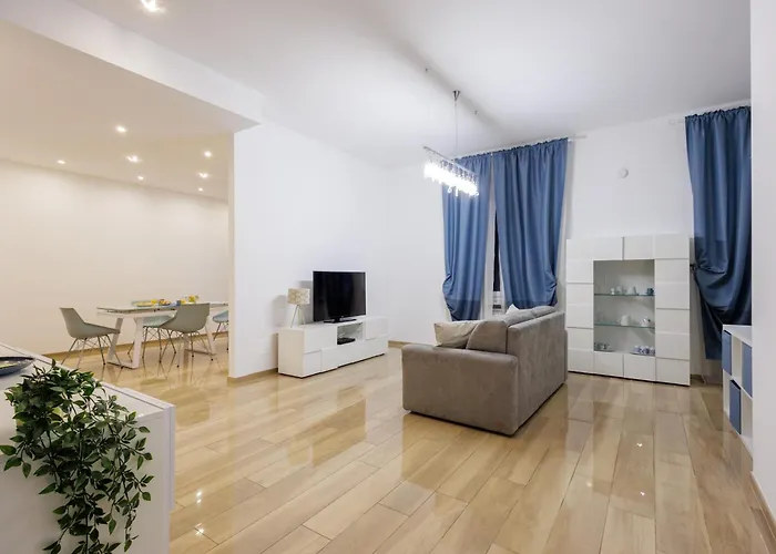 Genoa Lux Apartments With Parking