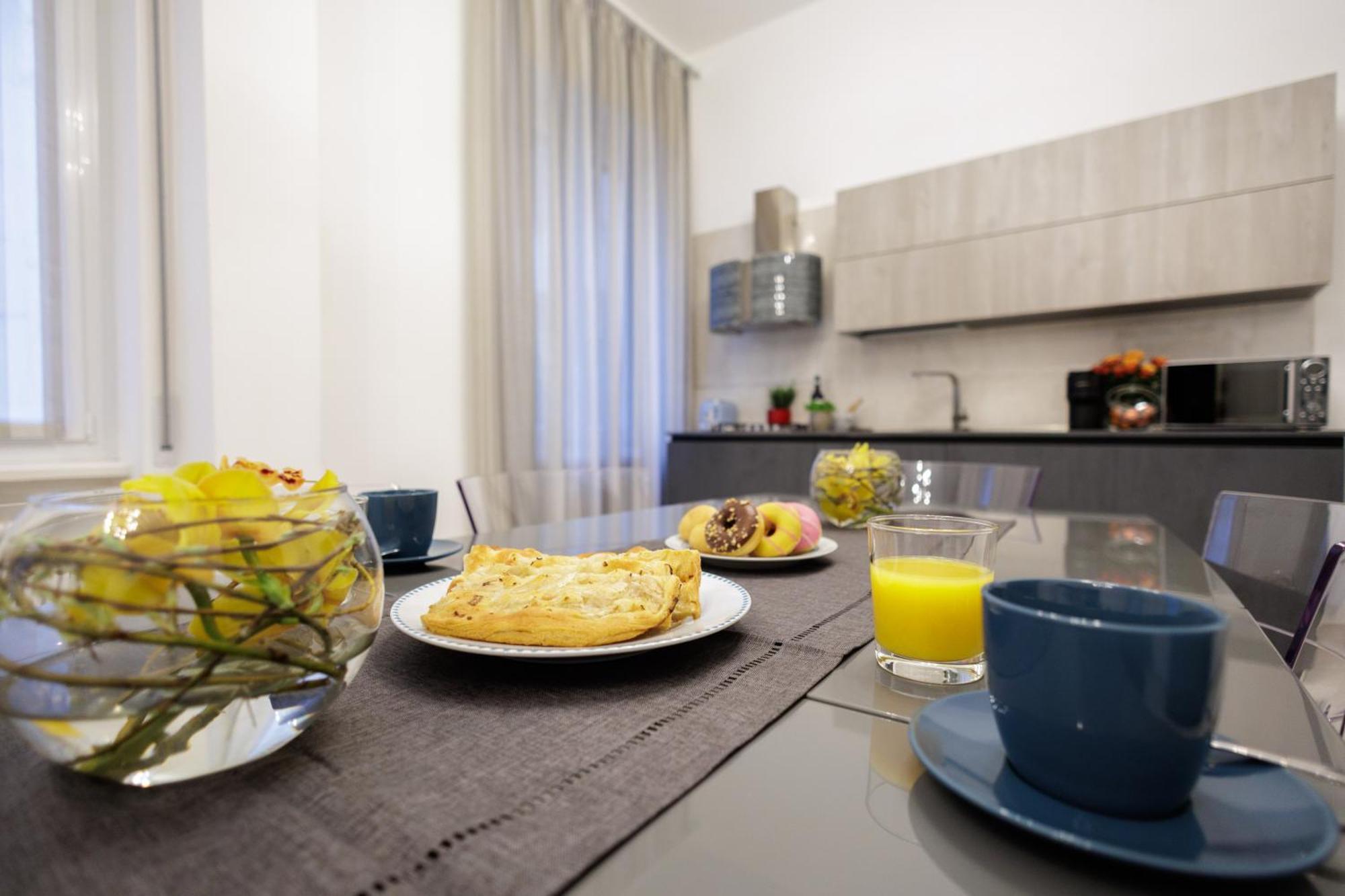 Lux With Parking Apartment Genoa